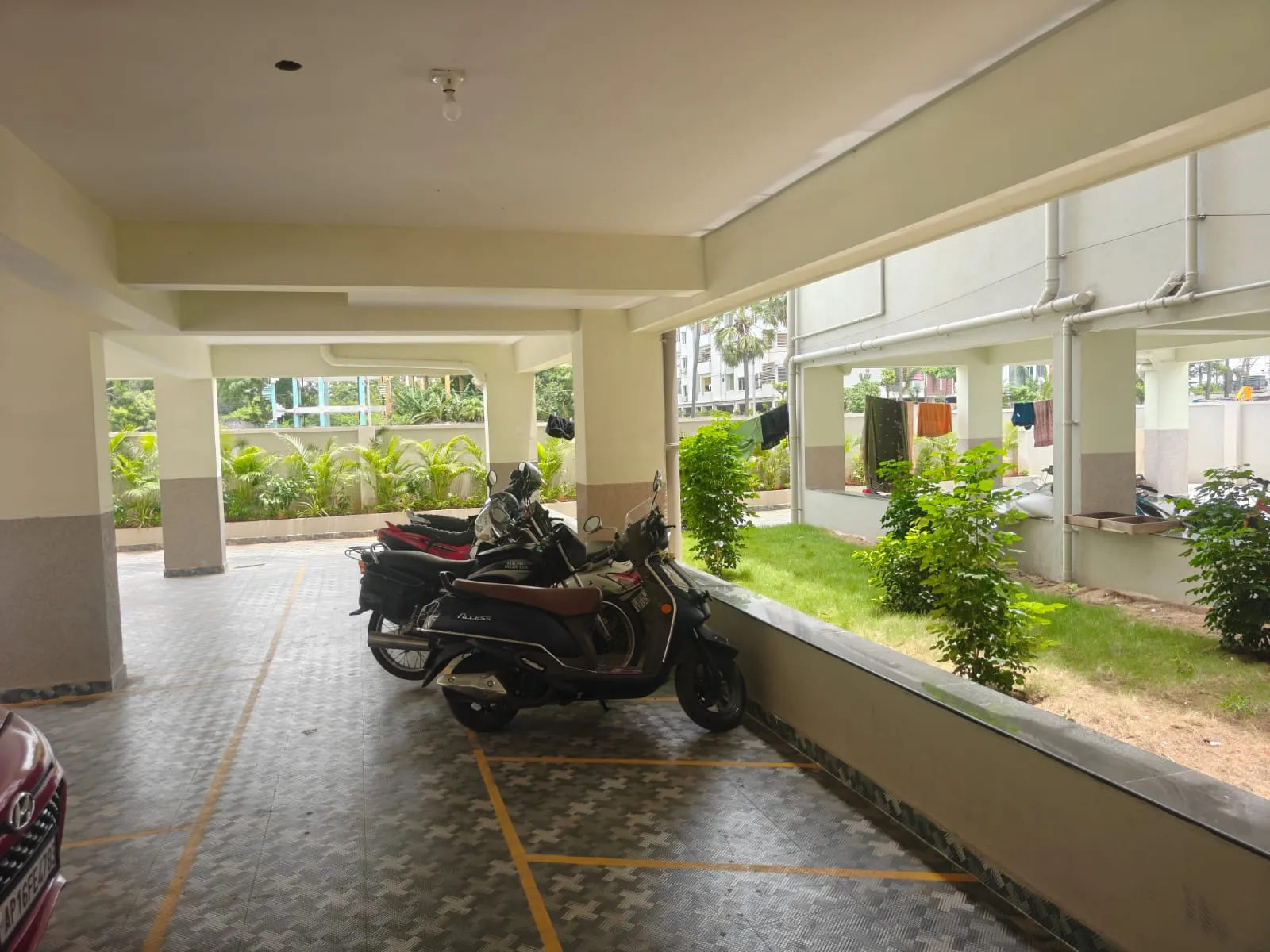 Entrance porch and driveway at Velagapudi Brundavanam